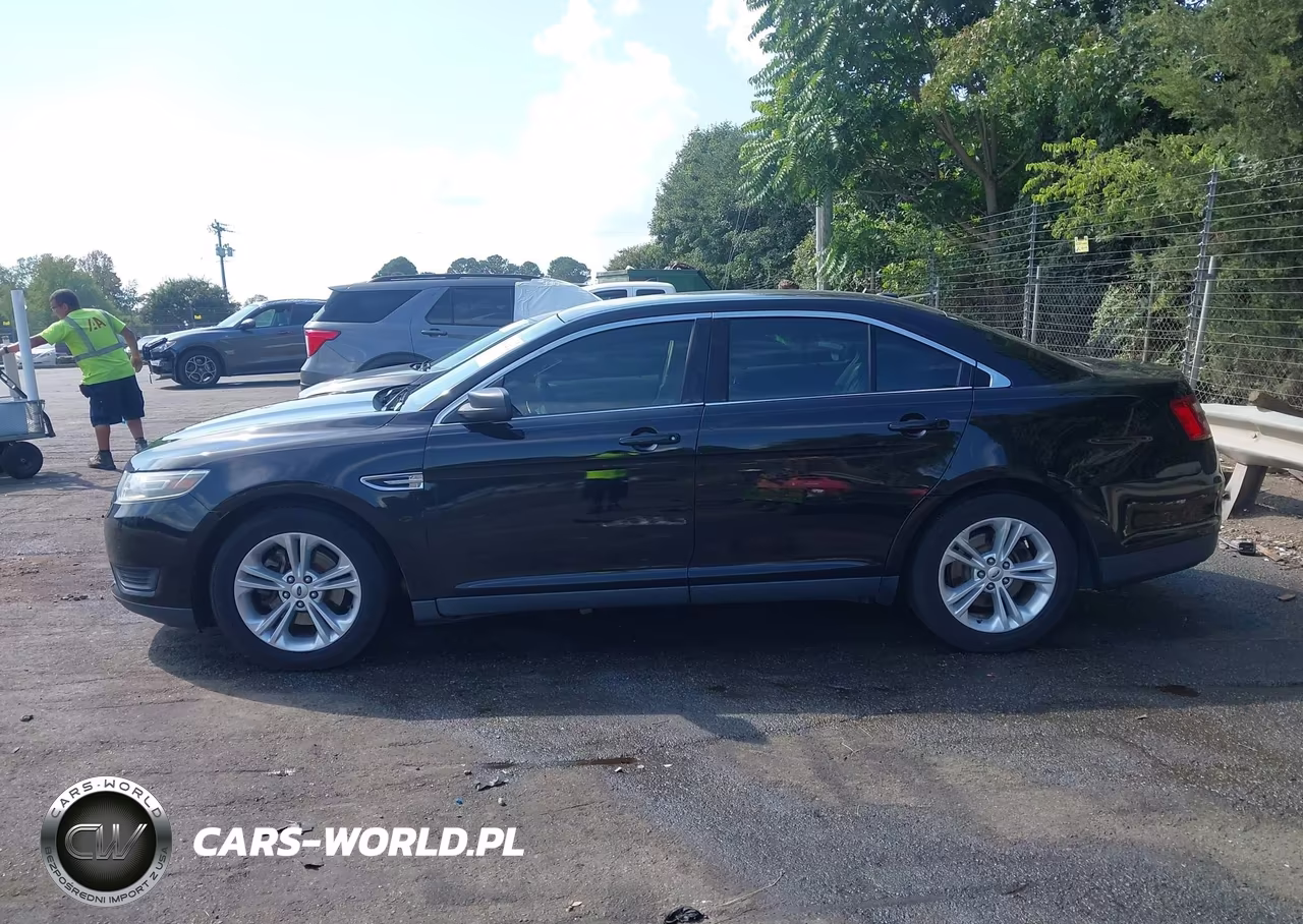 2018 Ford Taurus Se VIN:1FAHP2D85JG126556 - 14