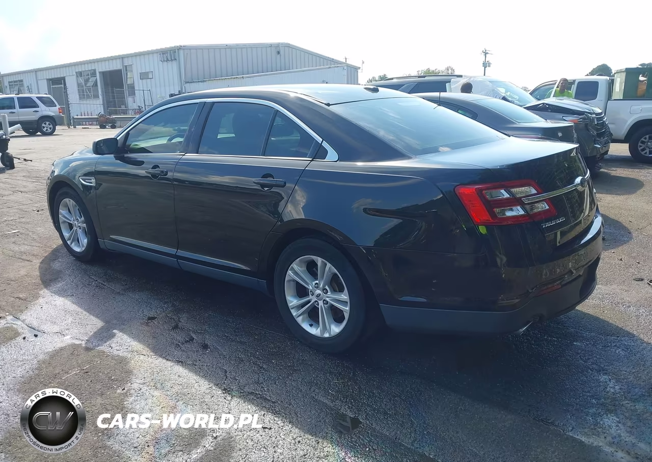2018 Ford Taurus Se VIN:1FAHP2D85JG126556 - 3