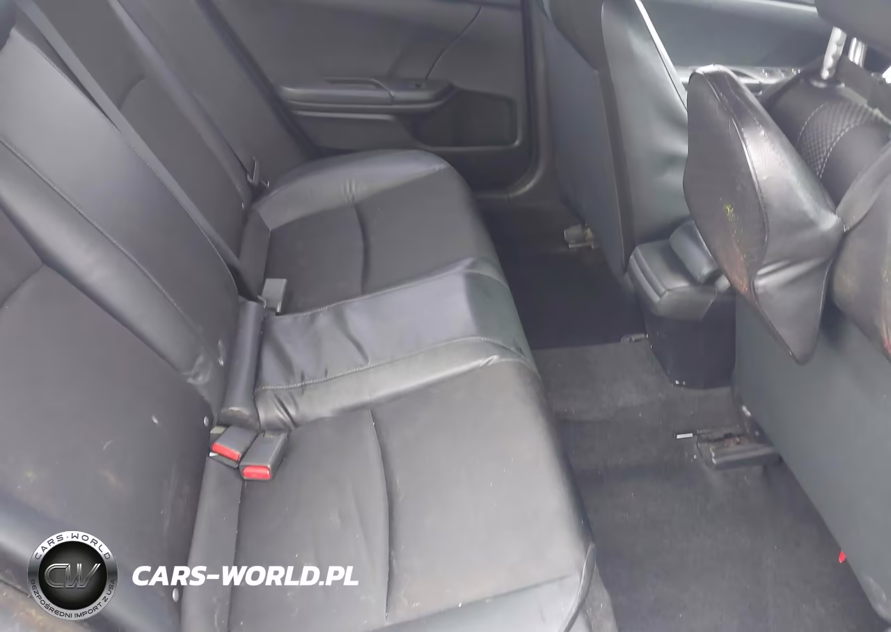 2019 Honda Civic Sport VIN:2HGFC2F86KH540611 - 8