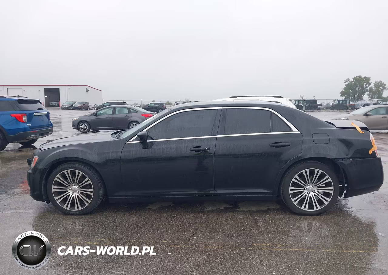 2013 Chrysler 300 300S VIN:2C3CCABG0DH575127 - 14