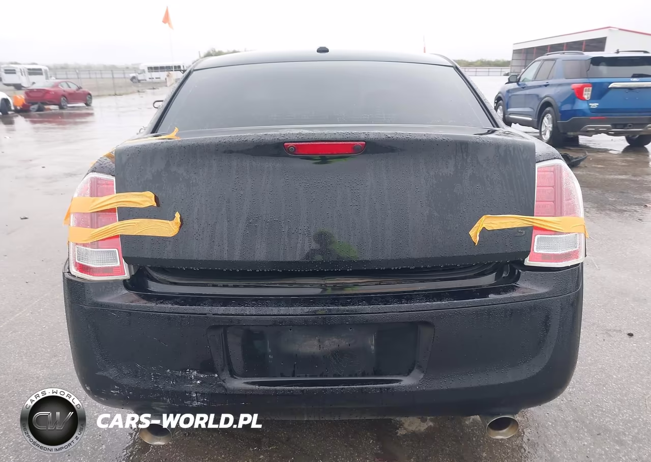 2013 Chrysler 300 300S VIN:2C3CCABG0DH575127 - 16