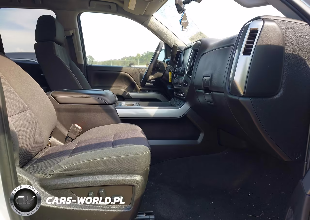 2018 Chevrolet Silverado 1500 2Lt VIN:1GCVKREC1JZ344859 - 5