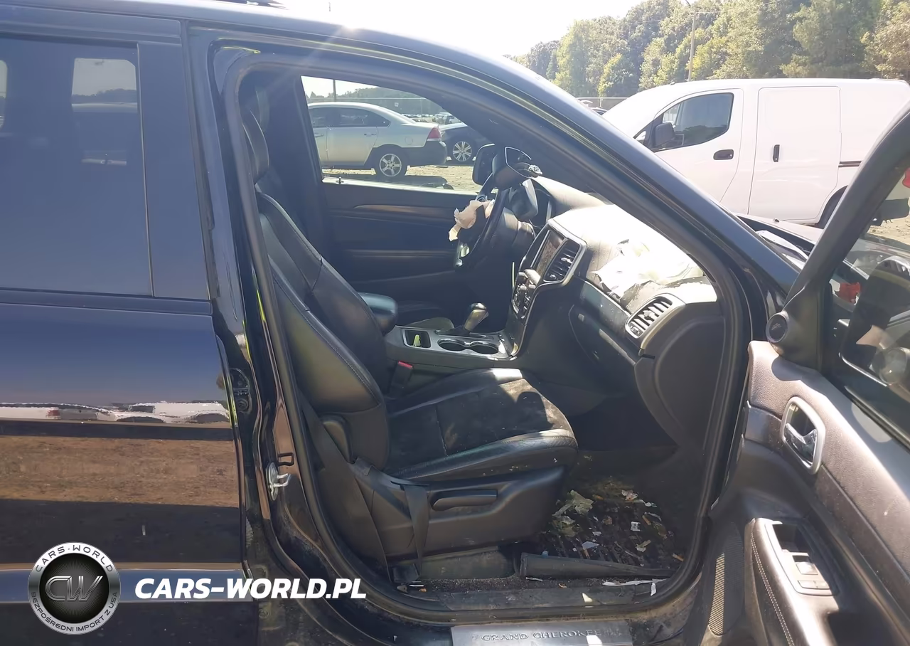2018 Jeep Grand Cherokee Altitude 4X4 VIN:1C4RJFAG6JC264276 - 5
