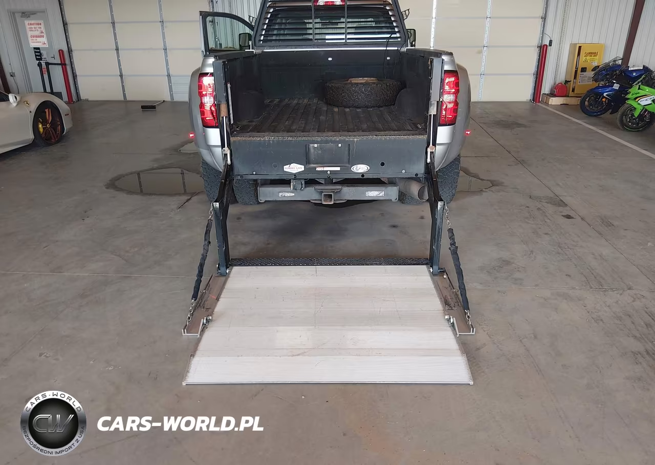 2017 Chevrolet Silverado 3500Hd Wt VIN:1GC4KYCY1HF225533 - 12
