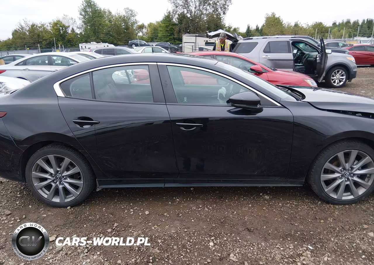 2024 Mazda Mazda3 2.5 S Preferred VIN:3MZBPACM6RM415873 - 14
