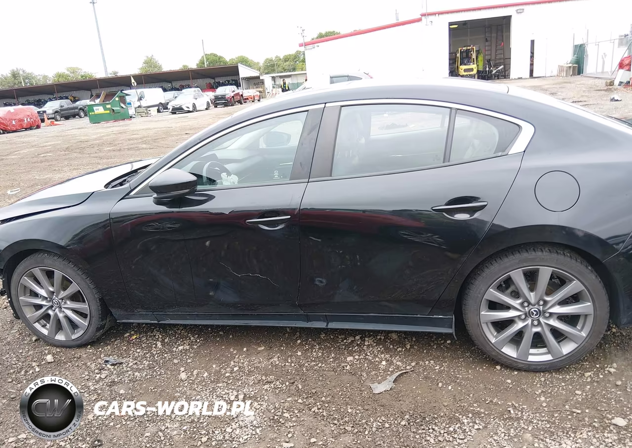 2024 Mazda Mazda3 2.5 S Preferred VIN:3MZBPACM6RM415873 - 15