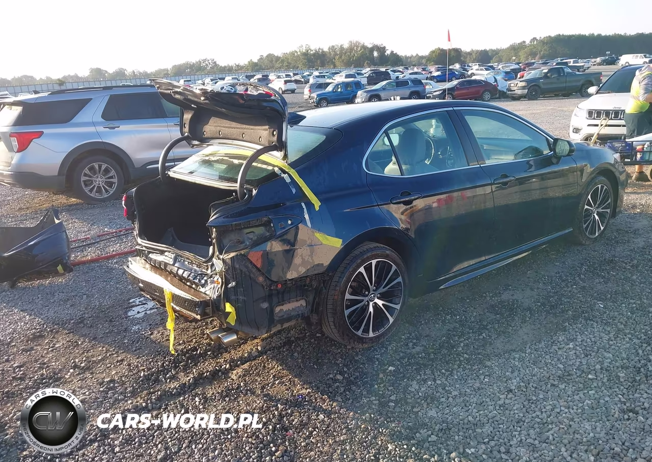 2019 Toyota Camry Se VIN:4T1B11HK9KU752790 - 4