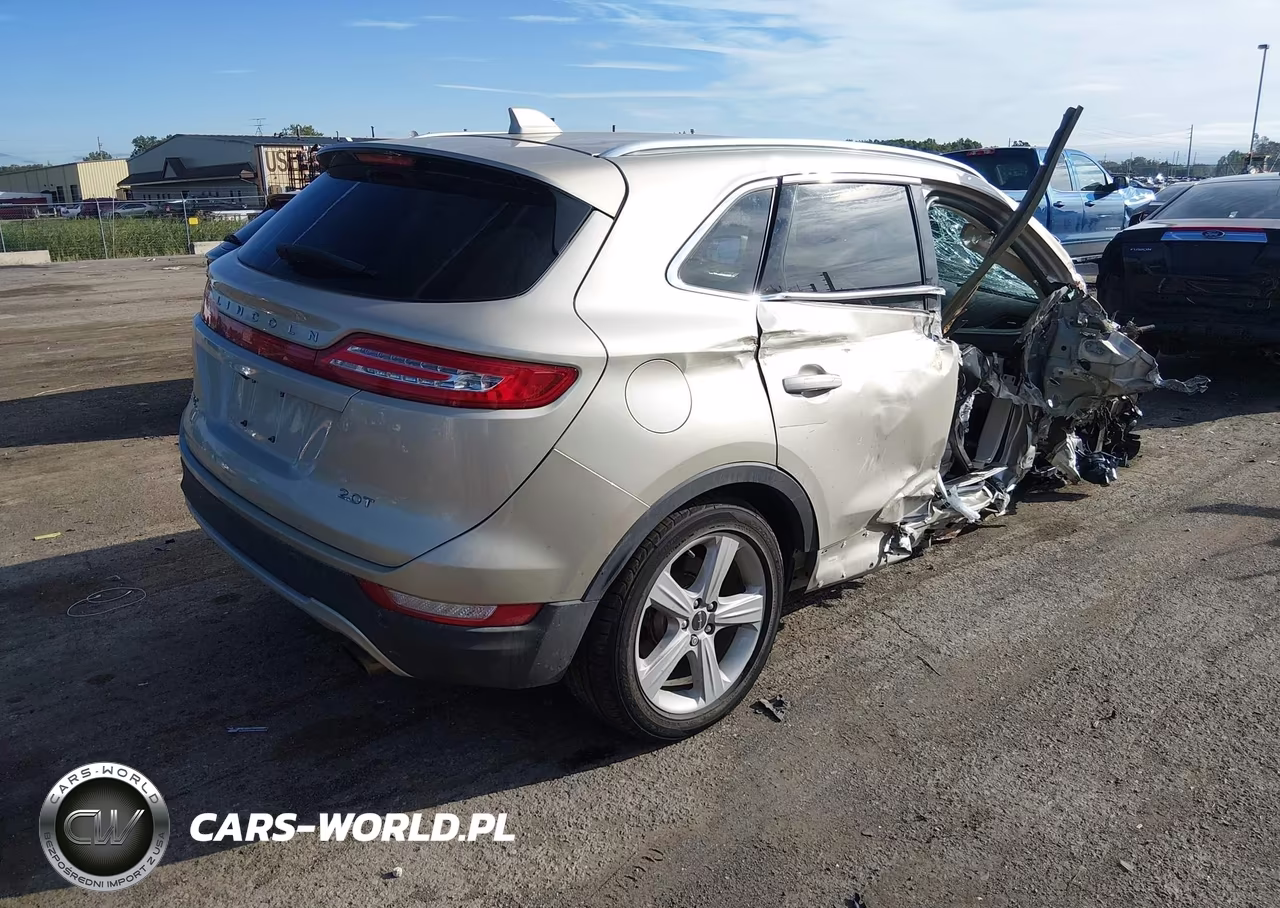 2017 Lincoln Mkc Premiere VIN:5LMCJ1C97HUL23615 - 4