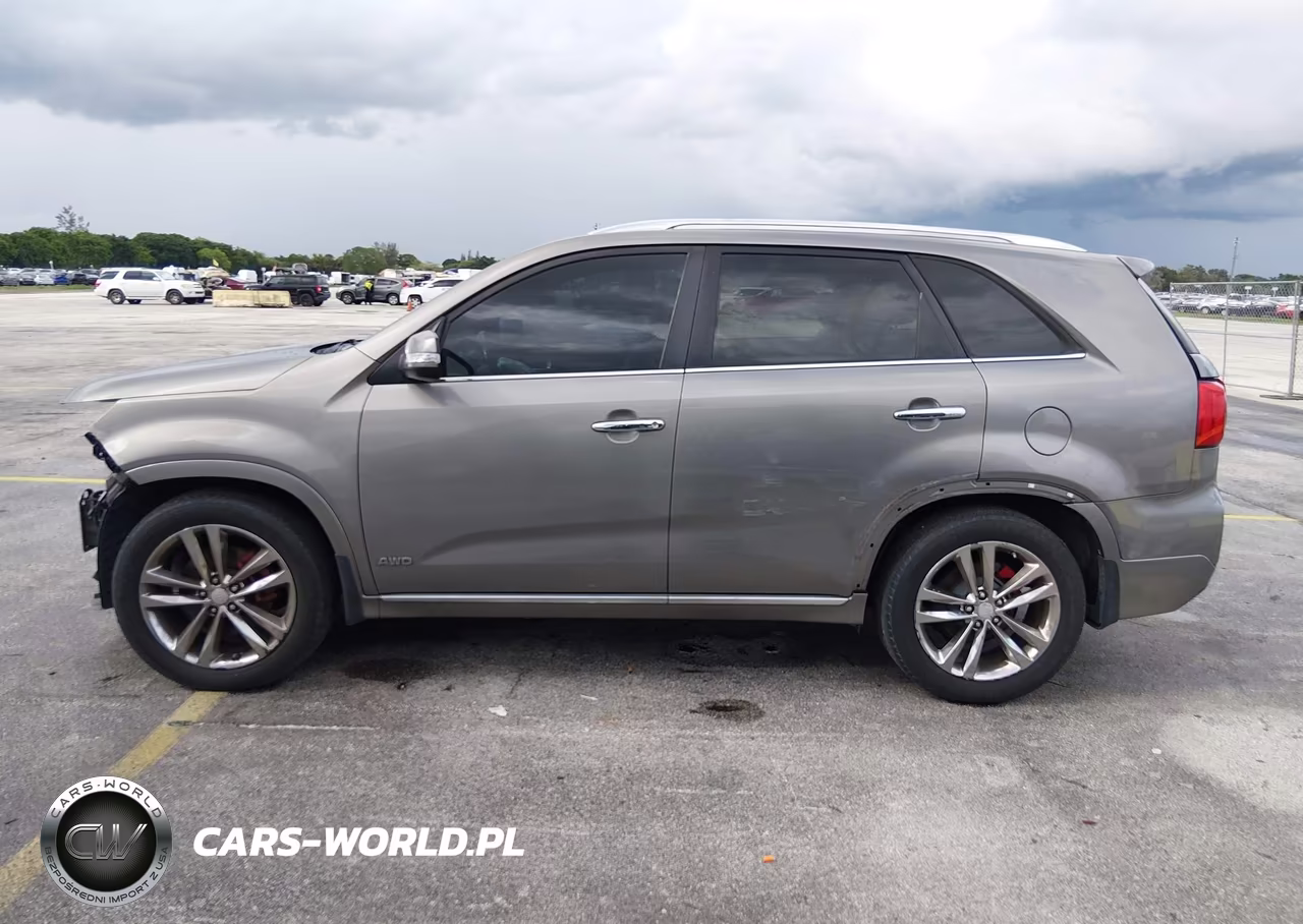 2015 Kia Sorento Limited V6 VIN:5XYKWDA70FG578645 - 15