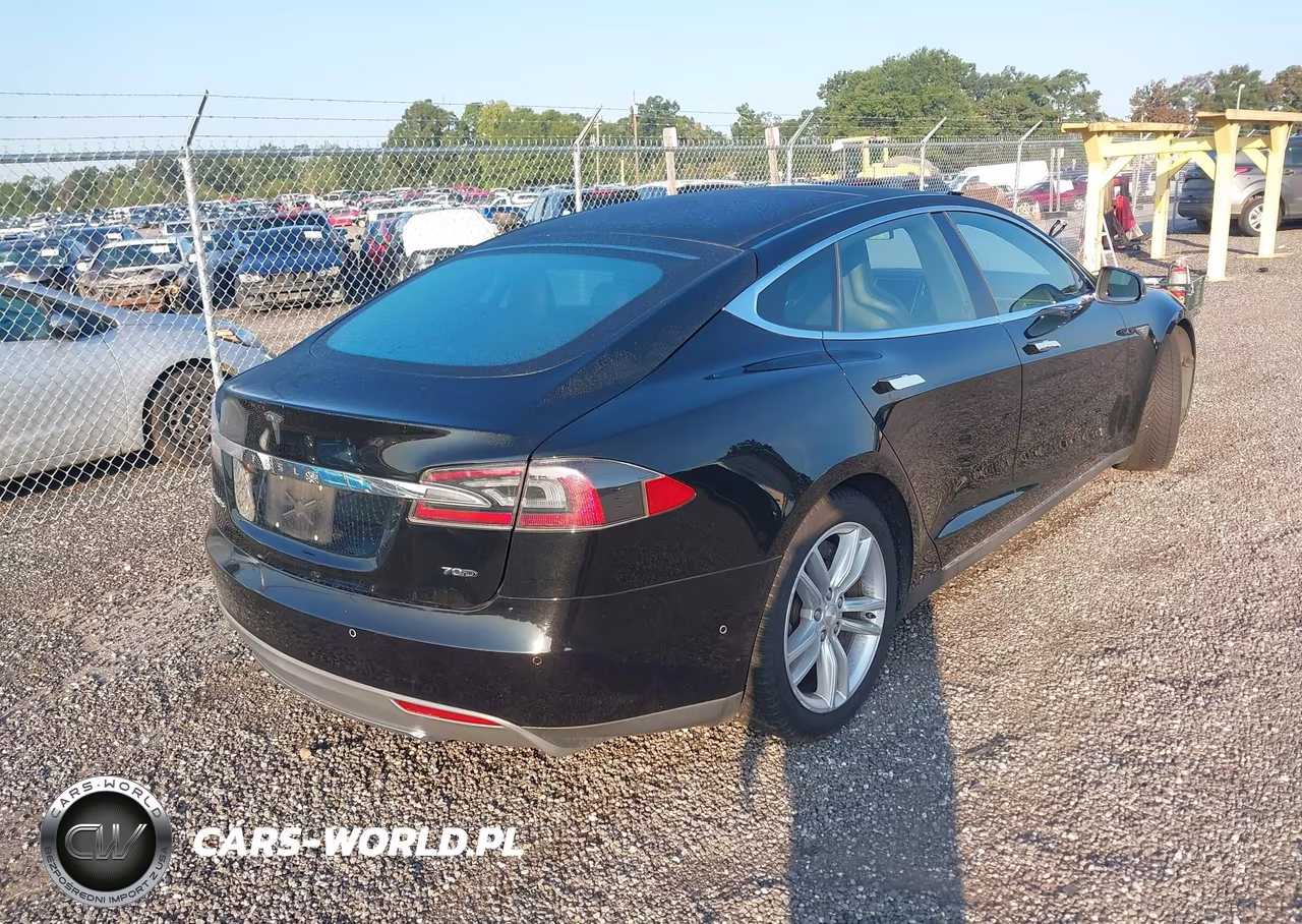 2015 Tesla Model S 70D-85D-P85D VIN:5YJSA1S23FF087462 - 4