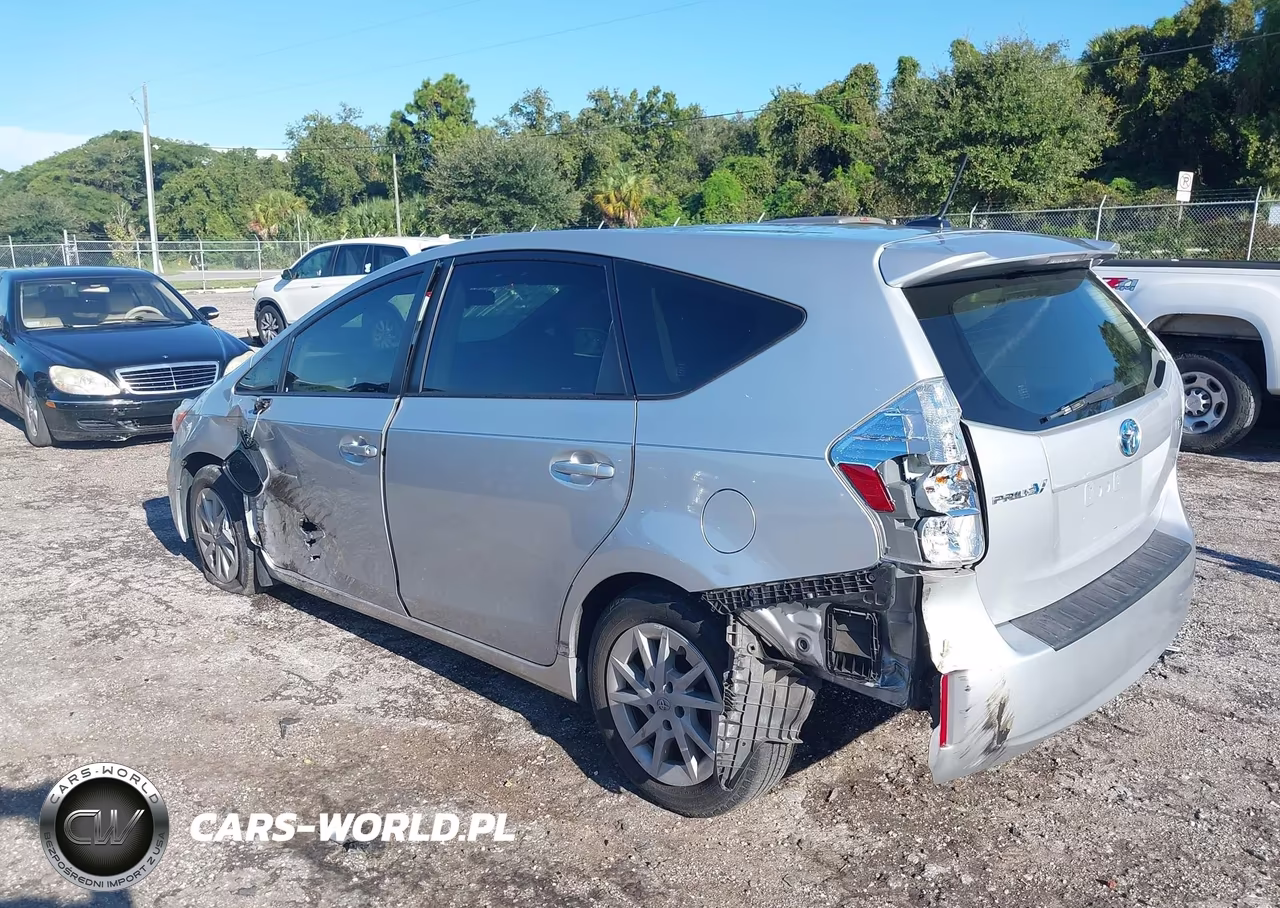 2014 Toyota Prius V Three VIN:JTDZN3EU1E3298361 - 3