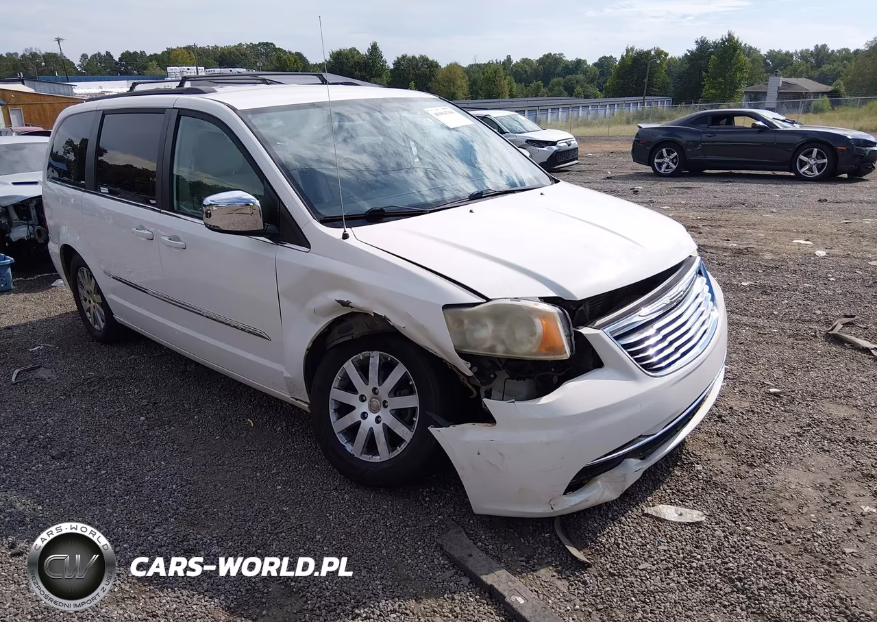 2011 Chrysler Town & Country Touring-L