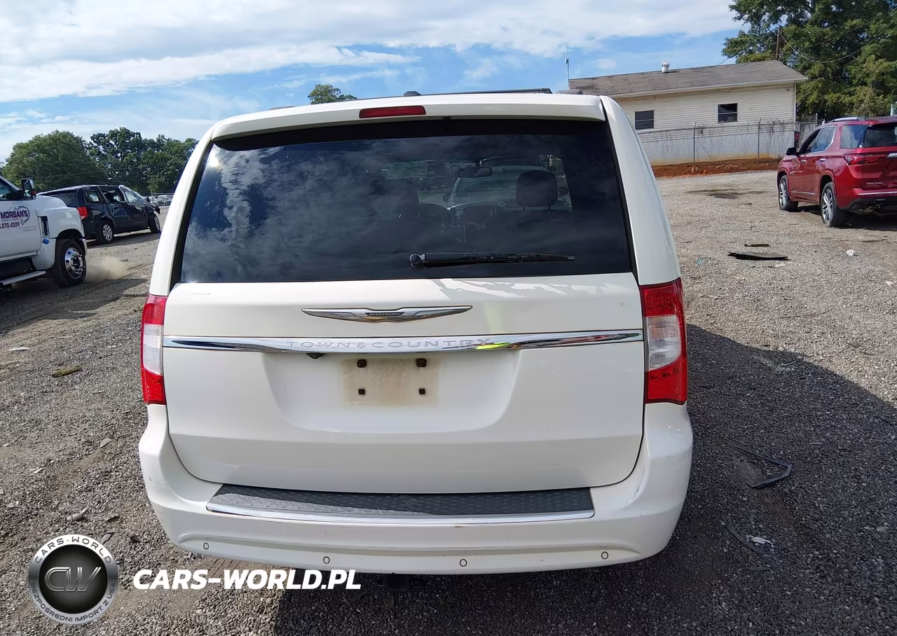 2011 Chrysler Town & Country Touring-L VIN:2A4RR8DG3BR745220 - 16