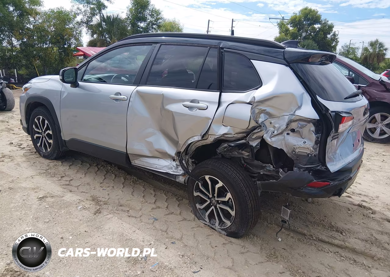 2024 Toyota Corolla Cross Hybrid Se VIN:7MUFBABG9RV047340 - 3