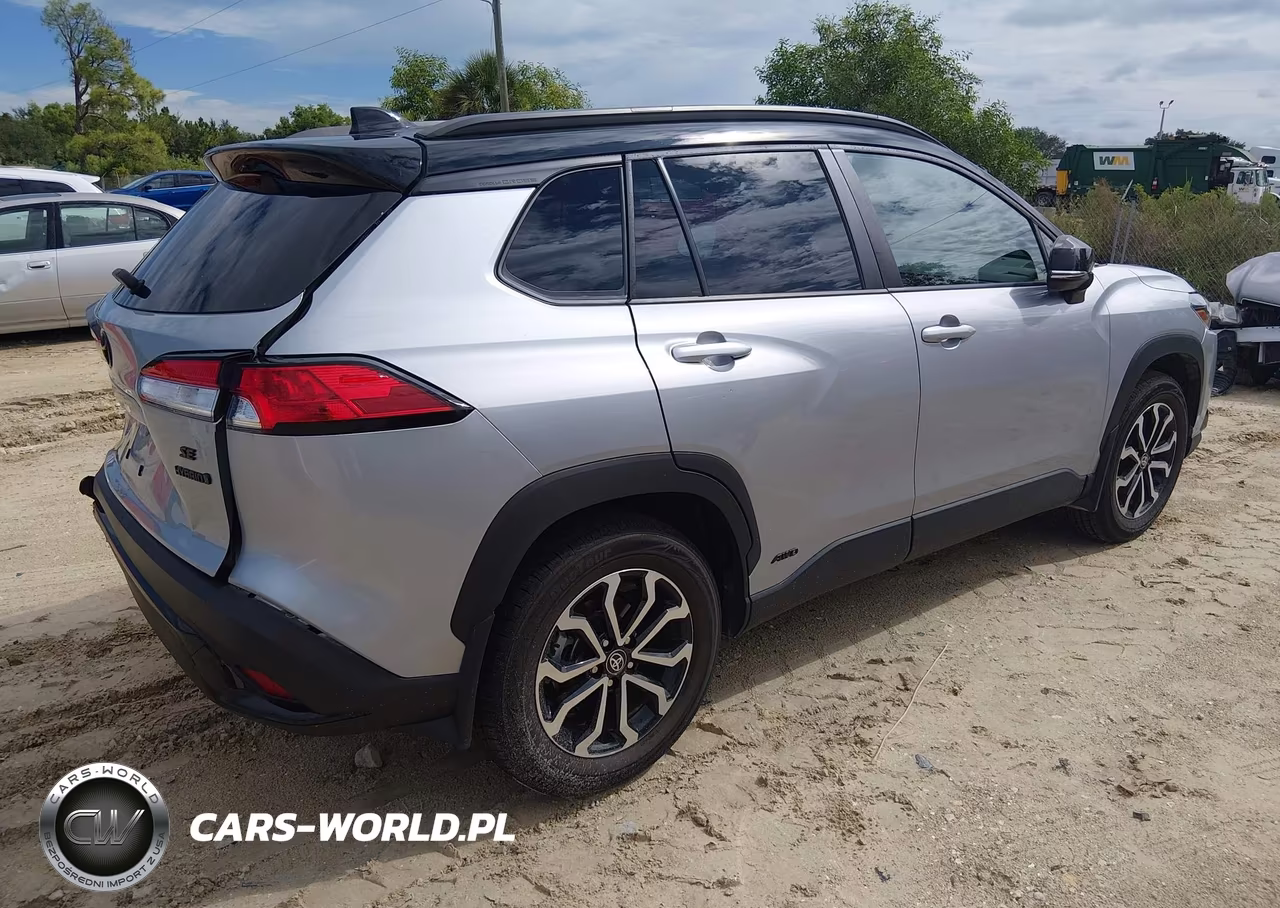 2024 Toyota Corolla Cross Hybrid Se VIN:7MUFBABG9RV047340 - 4