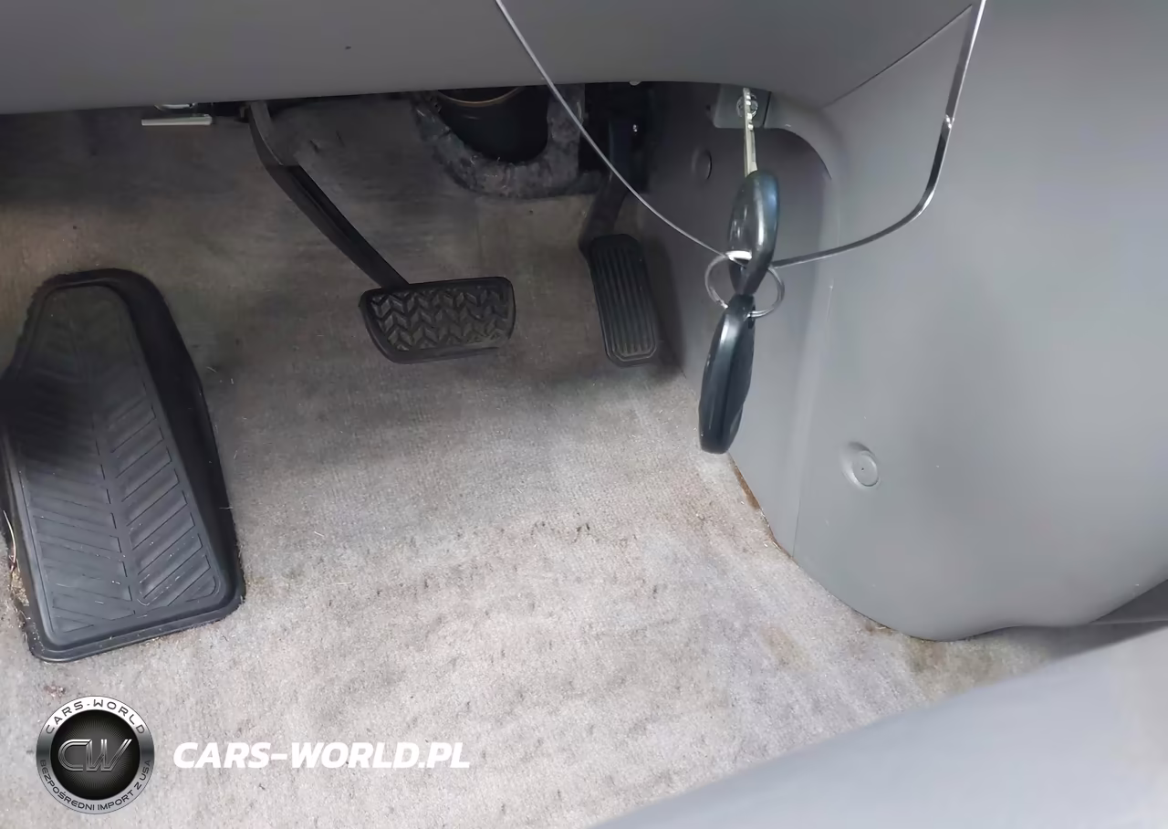 2010 Toyota Sienna Xle VIN:5TDYK4CC4AS323279 - 11