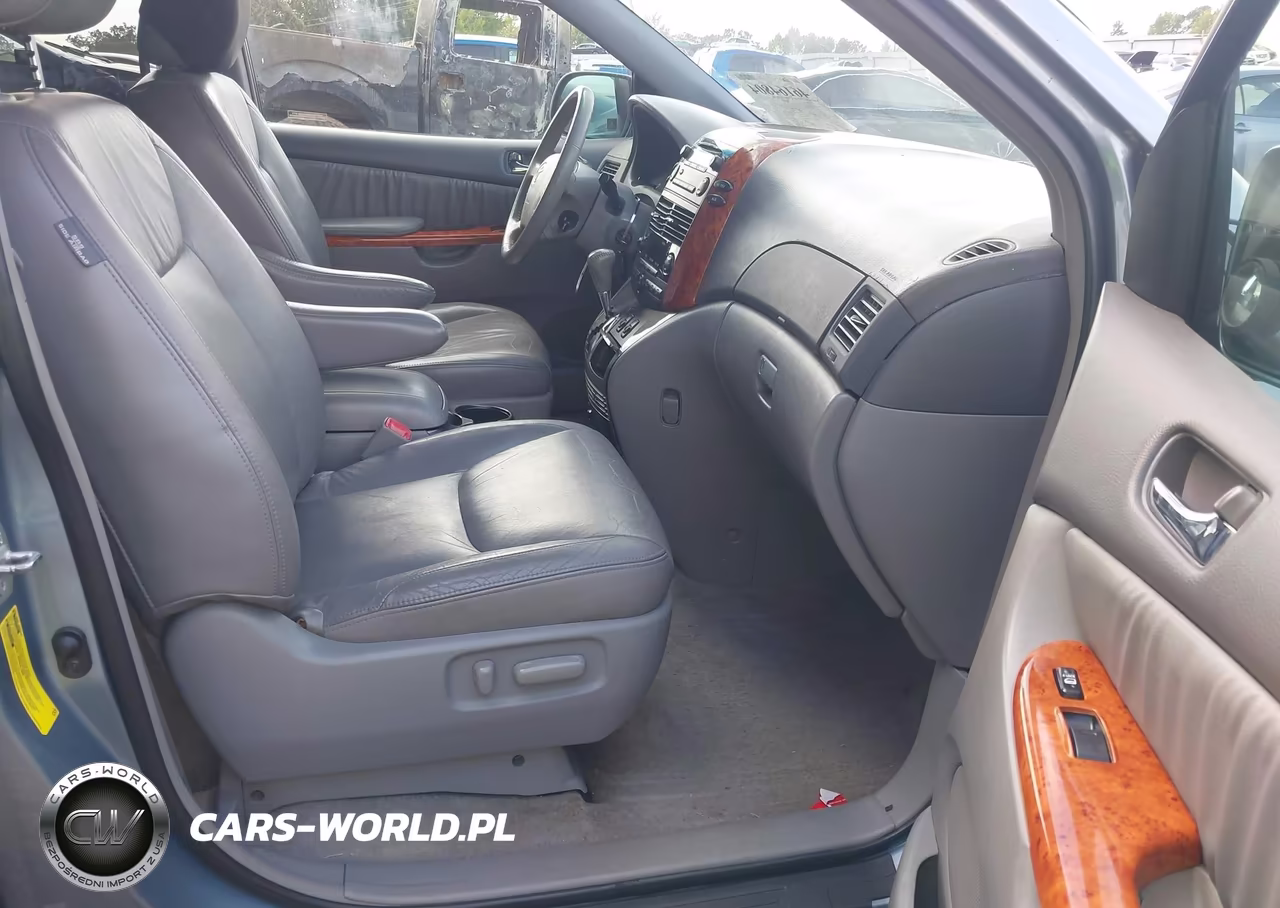 2010 Toyota Sienna Xle VIN:5TDYK4CC4AS323279 - 5