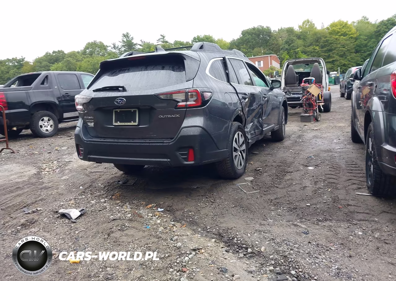 2021 Subaru Outback Premium VIN:4S4BTADC5M3225721 - 4