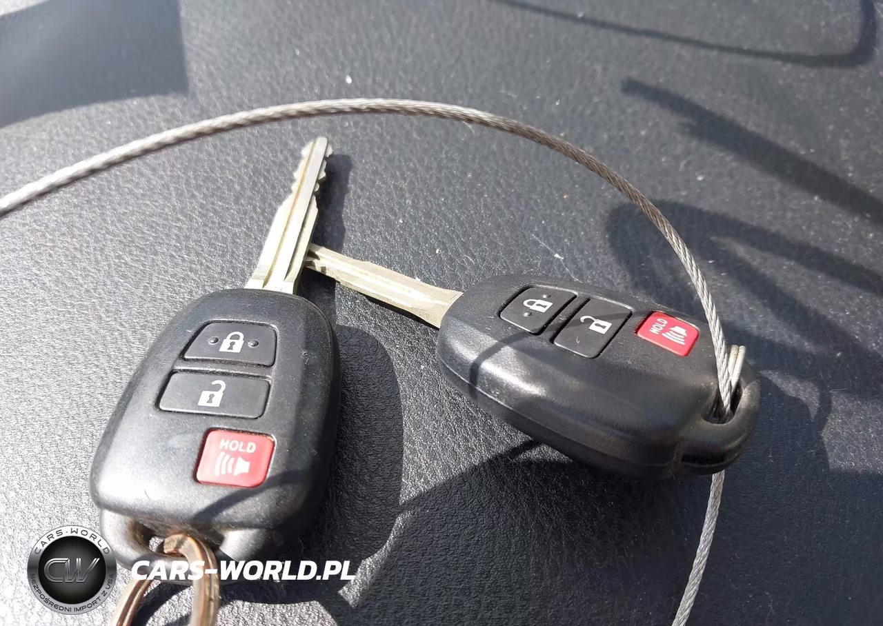 2017 Toyota Rav4 Le VIN:JTMZFREV8HJ127518 - 11