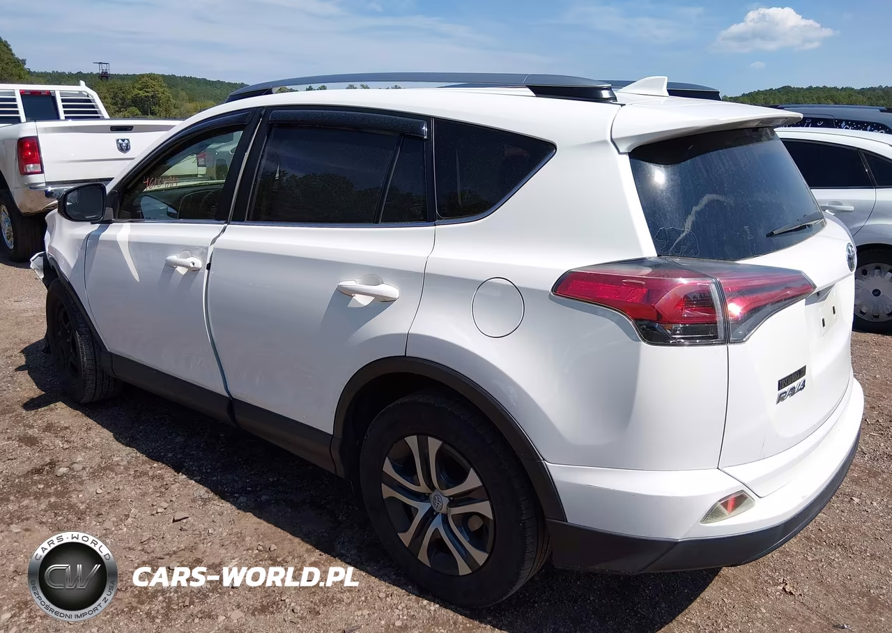 2017 Toyota Rav4 Le VIN:JTMZFREV8HJ127518 - 3