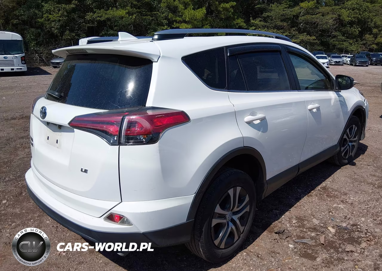 2017 Toyota Rav4 Le VIN:JTMZFREV8HJ127518 - 4