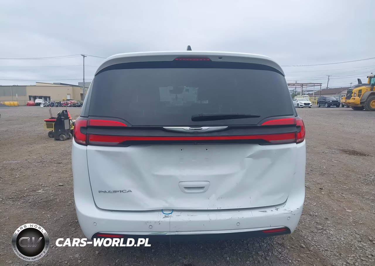 2025 Chrysler Pacifica Select VIN:2C4RC1BG7SR556586 - 16