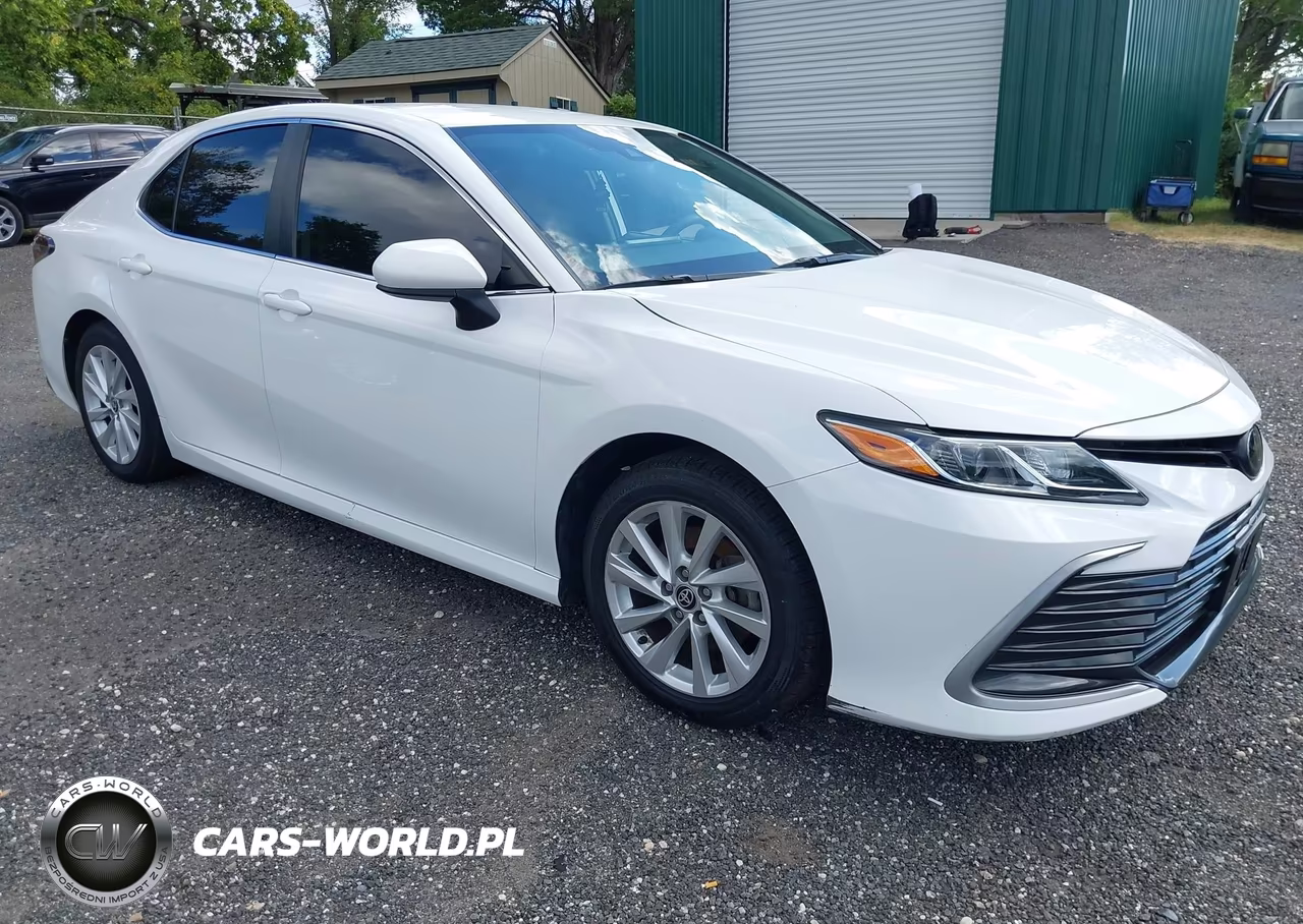 2023 Toyota Camry Le