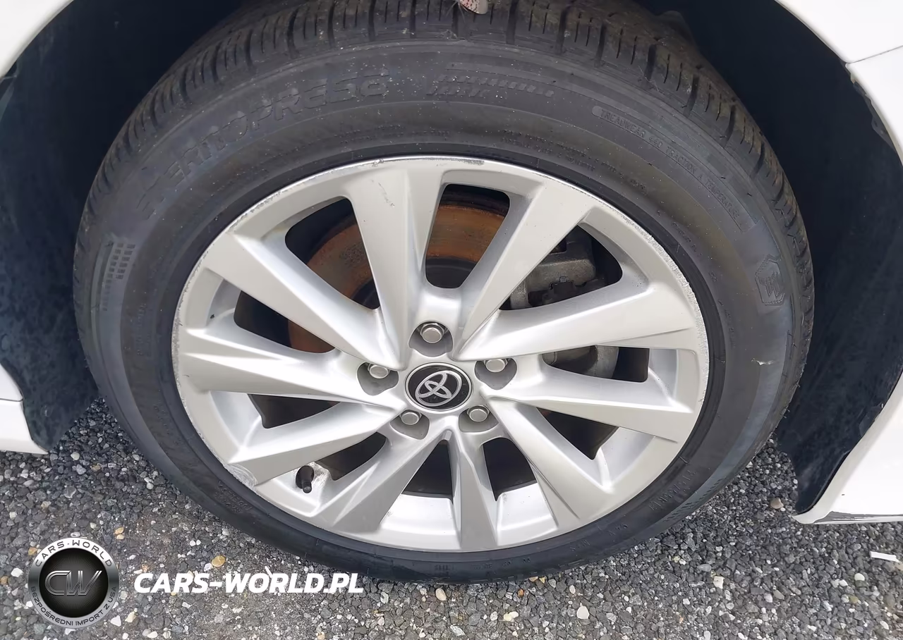 2023 Toyota Camry Le VIN:4T1C11AK4PU141877 - 12