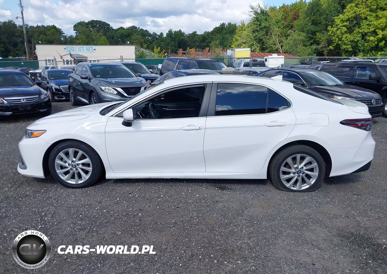 2023 Toyota Camry Le VIN:4T1C11AK4PU141877 - 15
