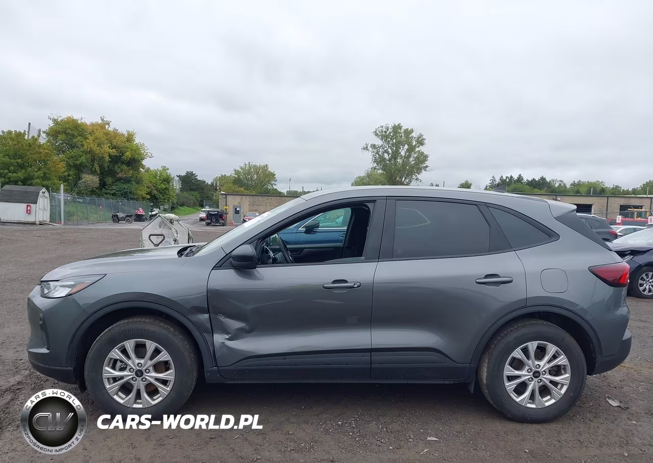 2025 Ford Escape Active VIN:1FMCU9GN5SUB19547 - 14