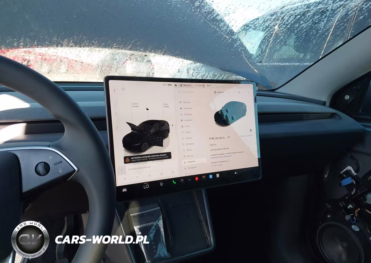 2026 Tesla Model Y Premium Rear-Wheel Drive-Rear-Wheel Drive VIN:7SAYGDED0TA591745 - 19