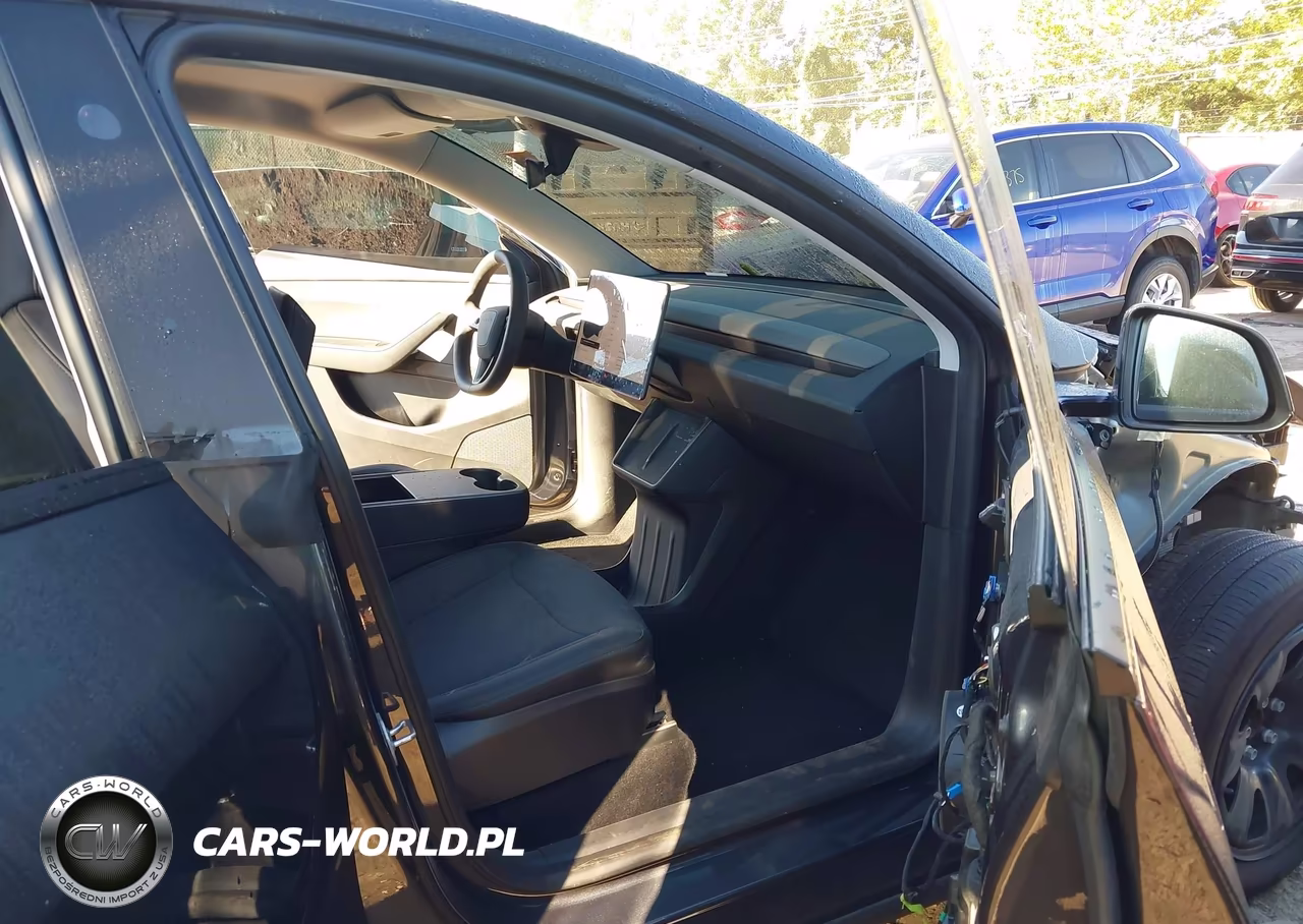 2026 Tesla Model Y Premium Rear-Wheel Drive-Rear-Wheel Drive VIN:7SAYGDED0TA591745 - 5