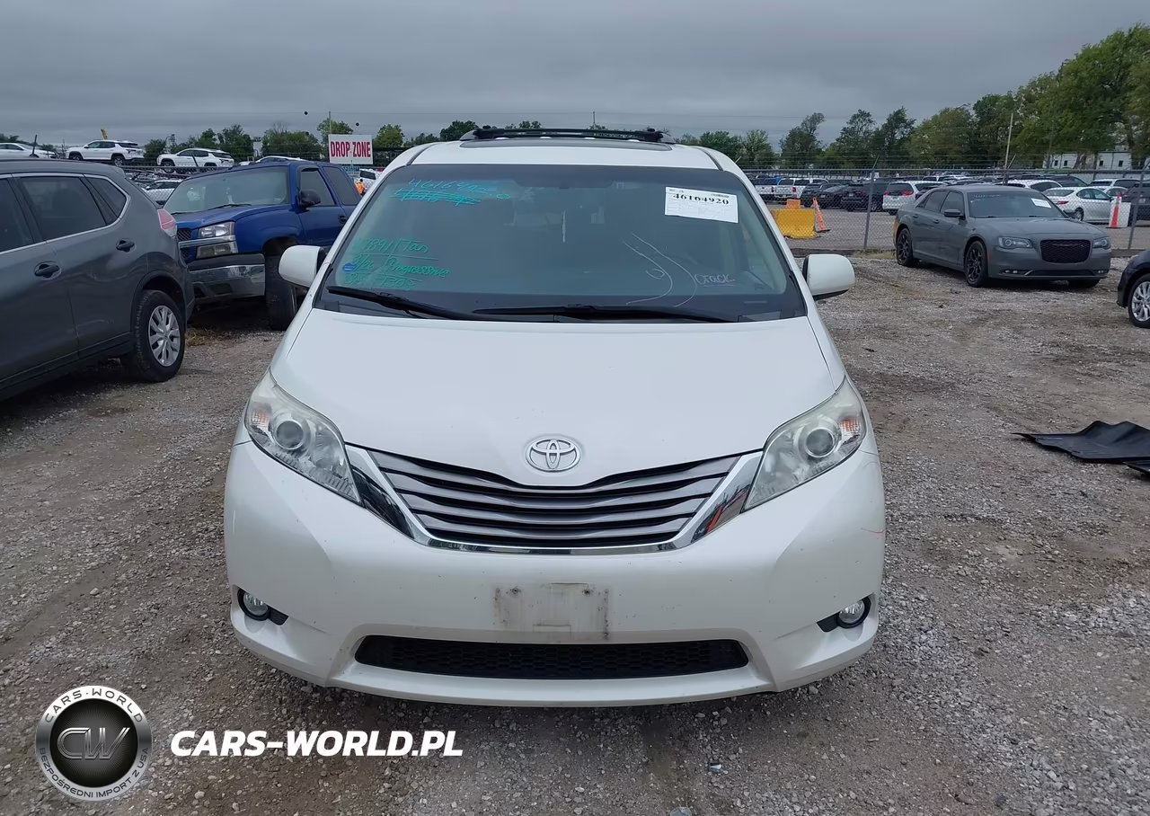 2017 Toyota Sienna Xle 8 Passenger VIN:5TDYZ3DC2HS824458 - 12