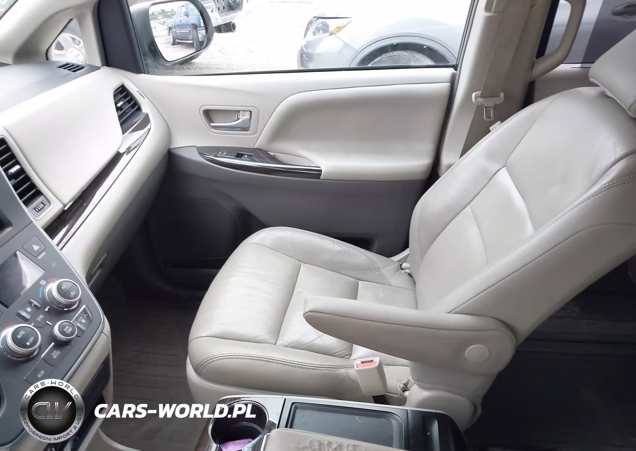 2017 Toyota Sienna Xle 8 Passenger VIN:5TDYZ3DC2HS824458 - 5