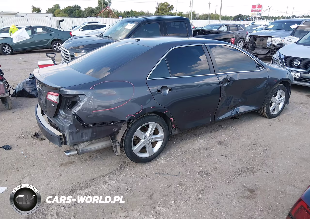 2012 Toyota Camry Se VIN:4T1BF1FK1CU030073 - 4
