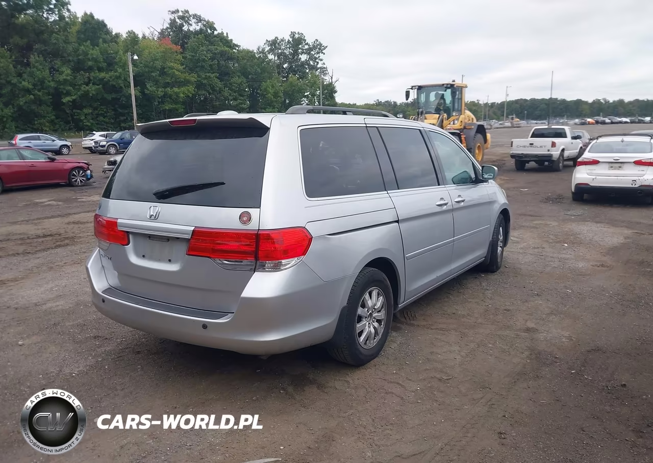 2010 Honda Odyssey Ex-L VIN:5FNRL3H71AB026210 - 4