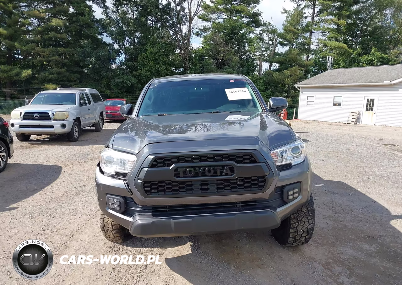 2017 Toyota Tacoma Sr V6 VIN:3TMCZ5AN7HM066158 - 12