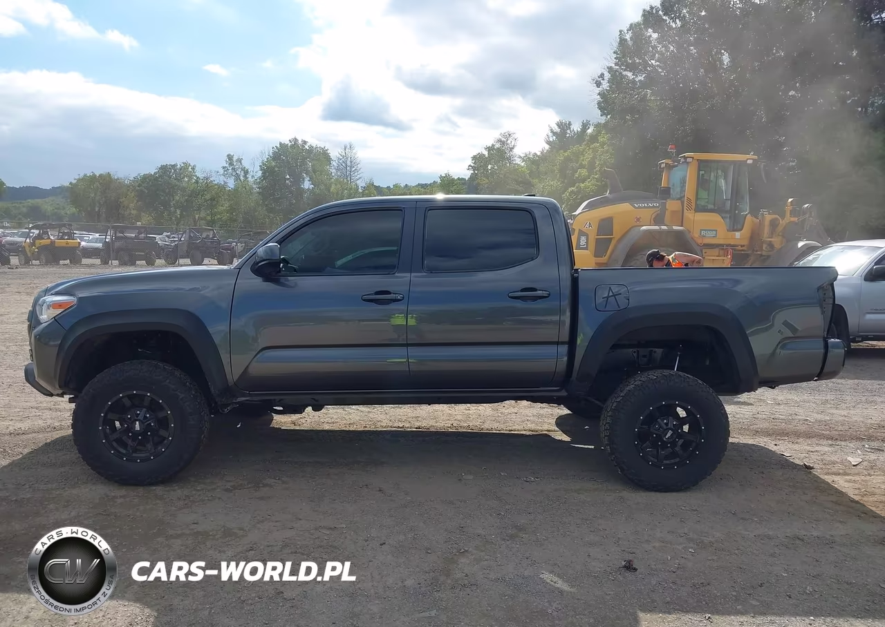2017 Toyota Tacoma Sr V6 VIN:3TMCZ5AN7HM066158 - 14