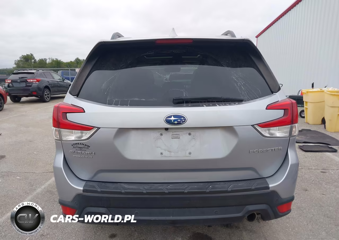 2021 Subaru Forester Limited VIN:JF2SKAUC9MH488225 - 17
