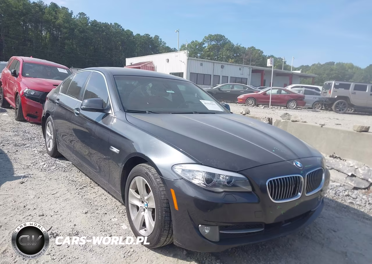 2011 BMW 528I VIN:WBAFR1C50BC744709 - 1