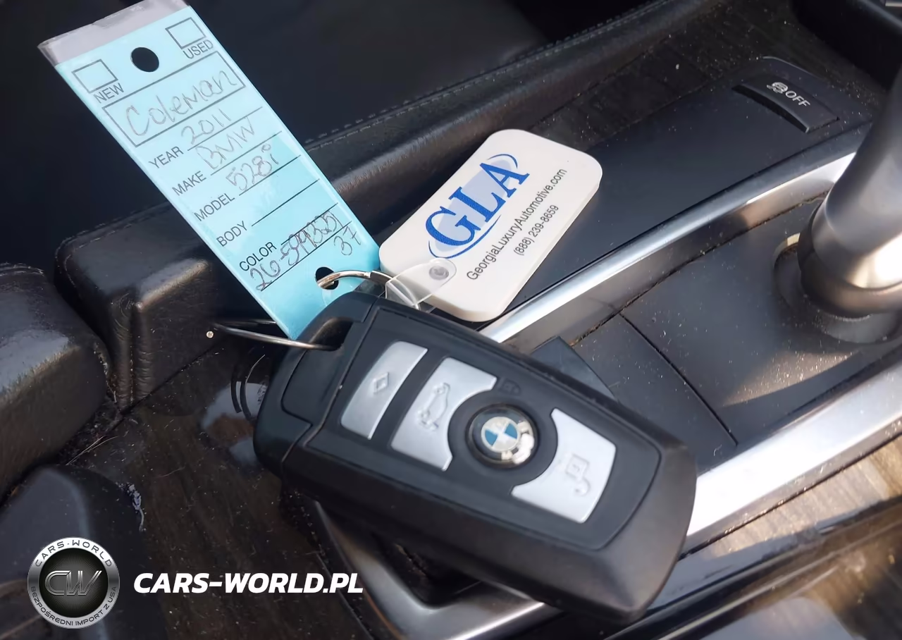 2011 BMW 528I VIN:WBAFR1C50BC744709 - 11
