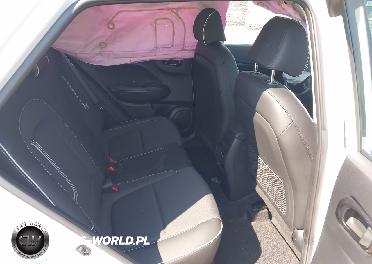 2024 Hyundai Venue Limited VIN:KMHRC8A30RU321026 - 8