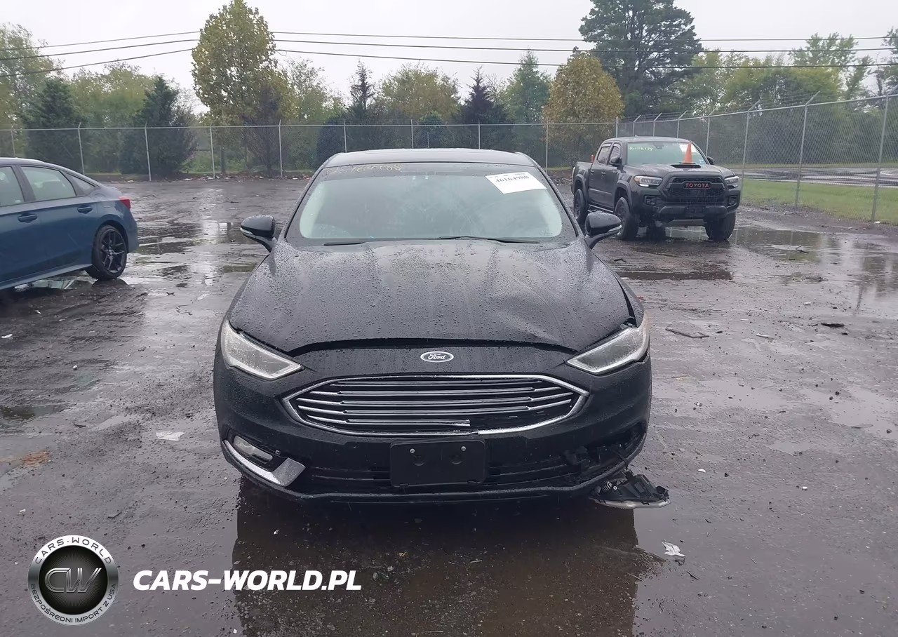 2017 Ford Fusion Energi Titanium VIN:3FA6P0SU5HR364406 - 12