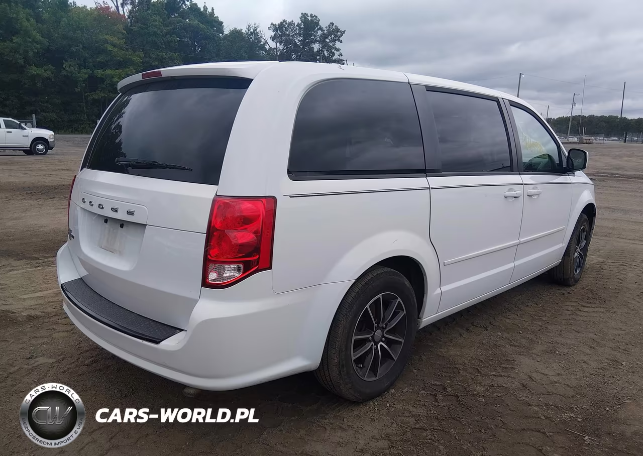 2015 Dodge Grand Caravan Sxt VIN:2C4RDGCG1FR516153 - 4