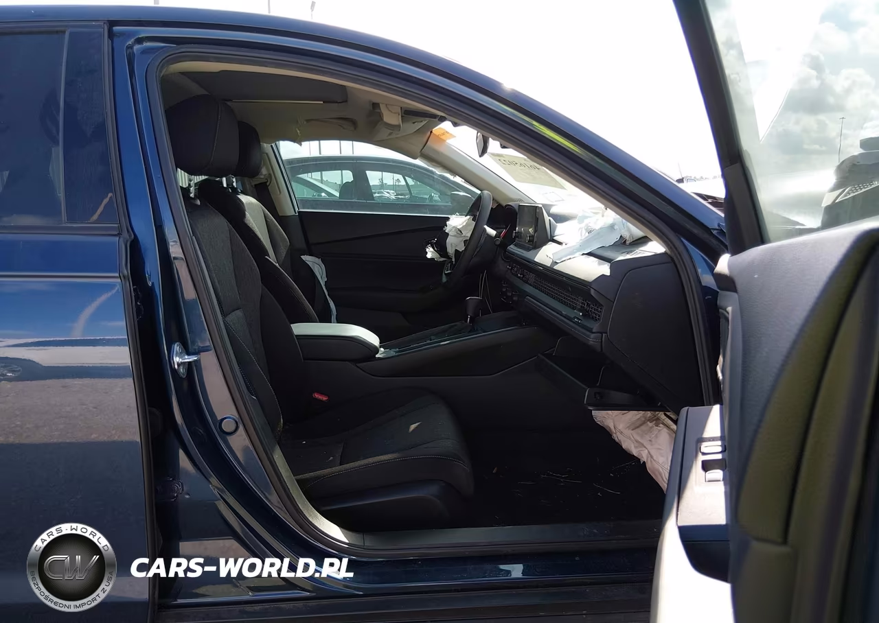 2025 Honda Accord Se VIN:1HGCY1F4XSA011964 - 5