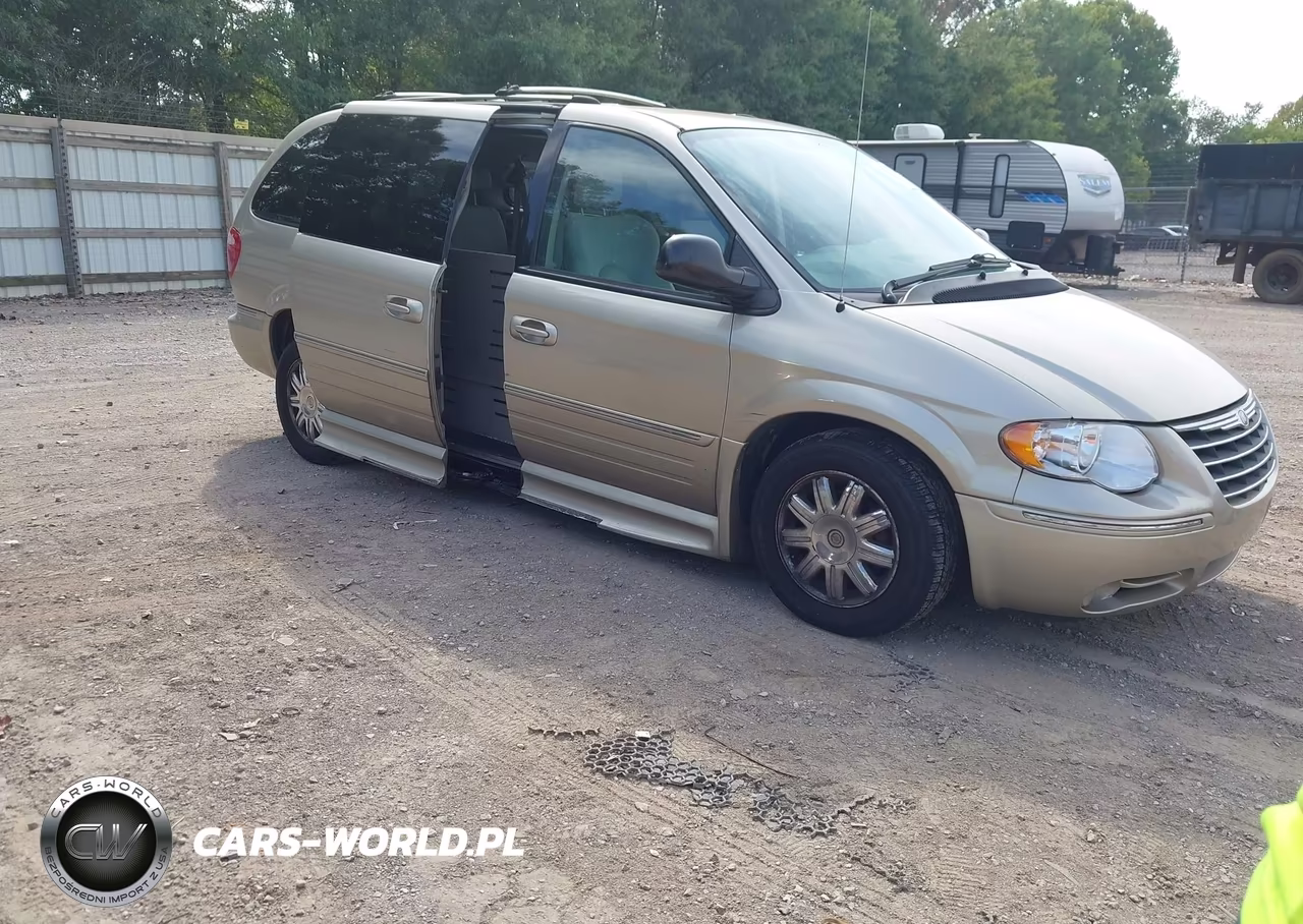 2005 Chrysler Town & Country Limited – zdjęcie 1 z 11