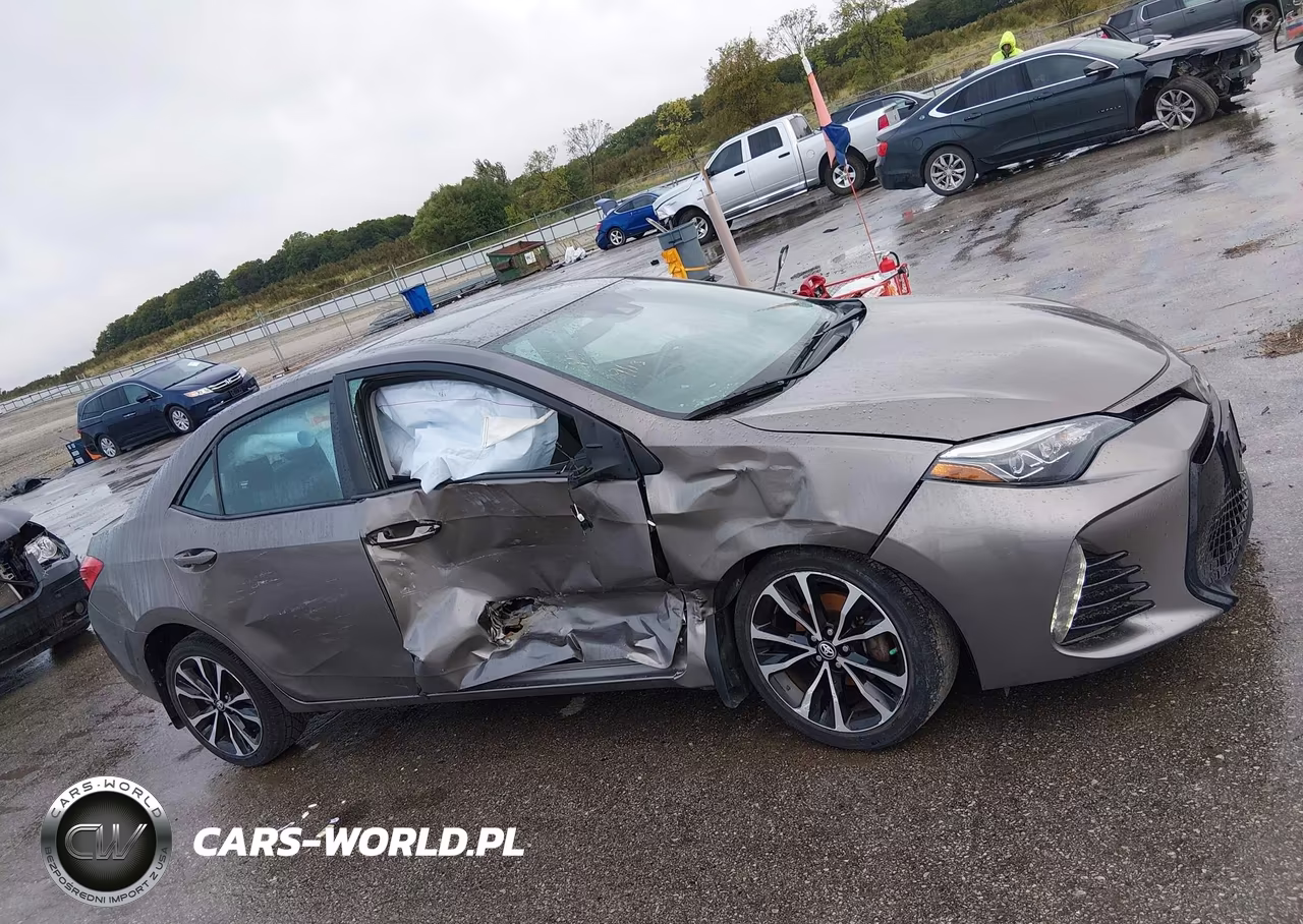 2018 Toyota Corolla Se VIN:5YFBURHE2JP768720 - 13