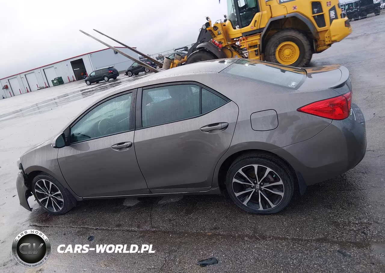 2018 Toyota Corolla Se VIN:5YFBURHE2JP768720 - 14