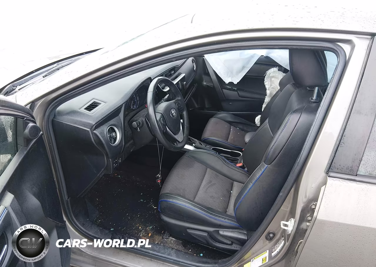 2018 Toyota Corolla Se VIN:5YFBURHE2JP768720 - 5