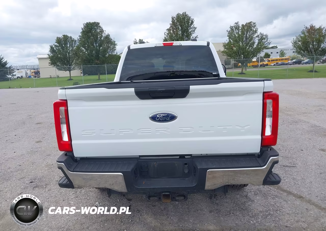 2025 Ford F-350 Xlt VIN:1FT8W3BT8SED73335 - 16